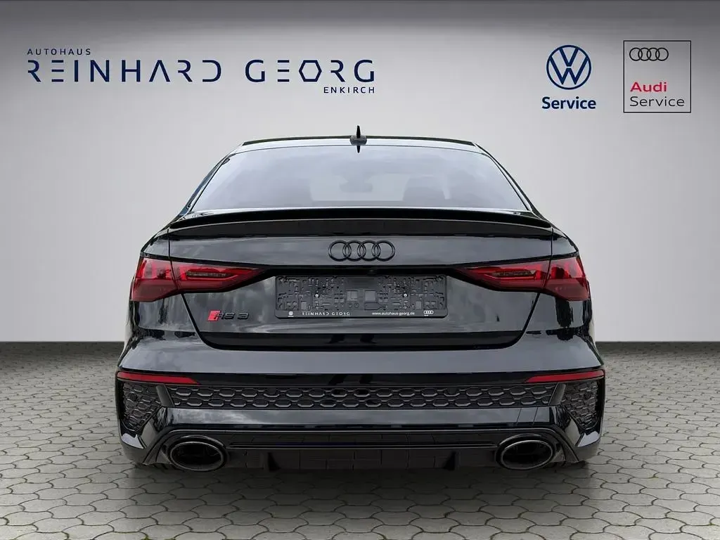 Gebraucht Audi RS3 Sport 400 PS (294 kW) 2024 Schwarz Limousine