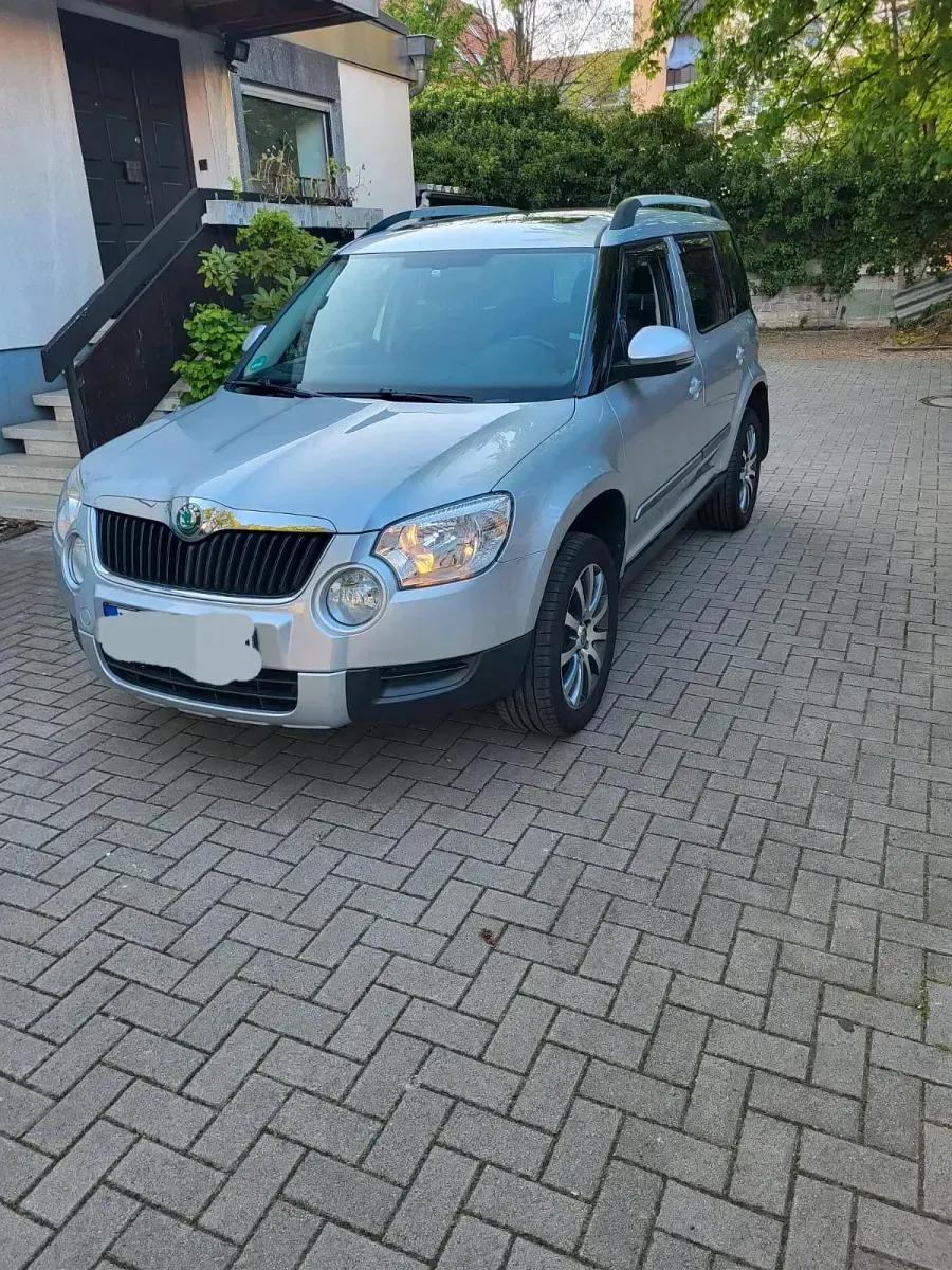 Gebraucht Skoda Yeti 105 PS (77 kW) 2014 Silber SUV