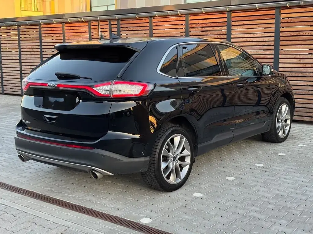Gebraucht Ford Edge Titanium 209 PS (153 kW) 2016 Schwarz SUV