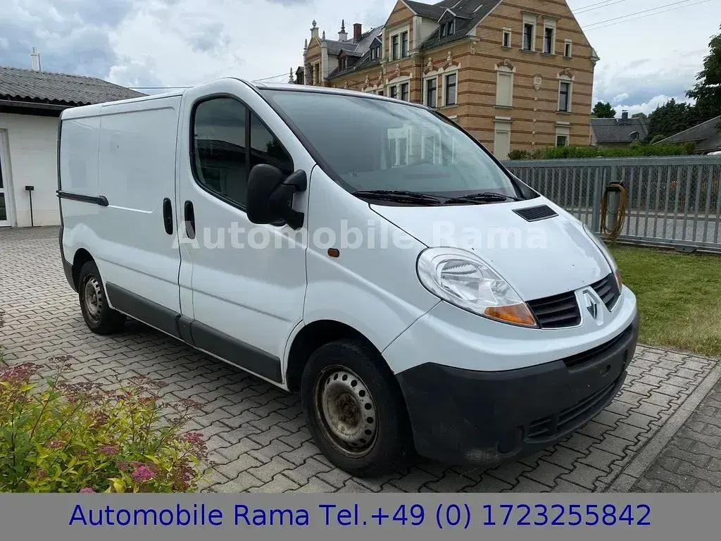Gebraucht Renault Trafic 90 PS (66 kW) 2006 Weiß Van / Kleinbus