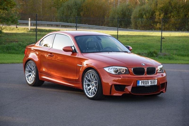 Orange Gebraucht 2011 BMW 1M Performance Coupé | 43.000 € (Superpreis) - Bild 1/4