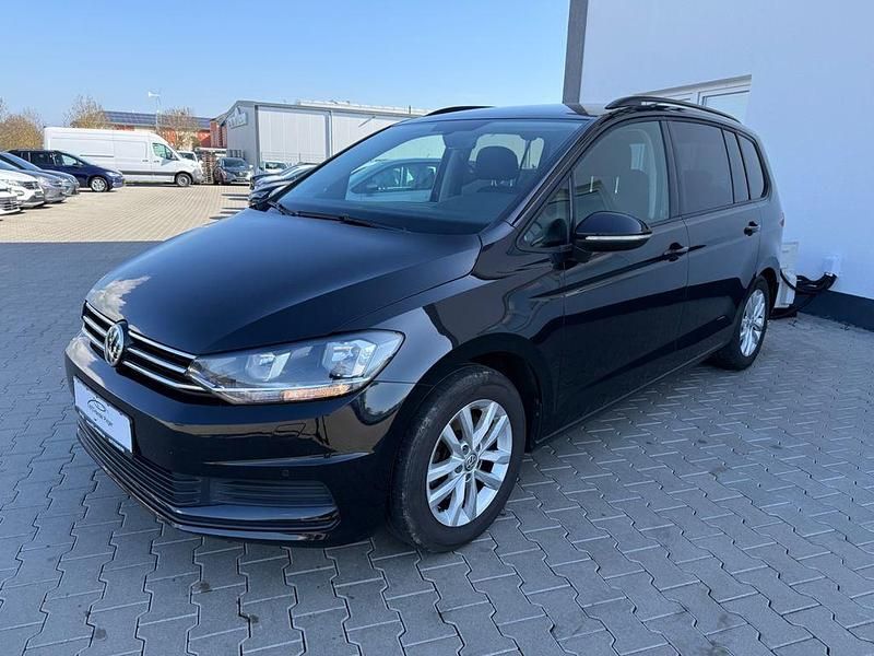 Gebraucht VW Touran Comfortline 110 PS (80 kW) 2015 Schwarz Van / Kleinbus
