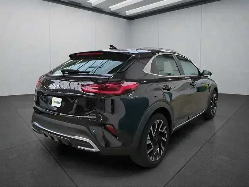 Gebraucht Kia XCeed Vision 140 PS (102 kW) 2025 Schwarz SUV