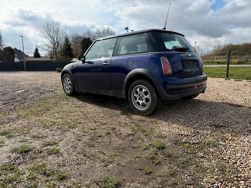 Gebraucht Mini ONE 90 PS (66 kW) 2006 Blau Kleinwagen