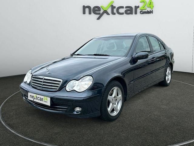 Schwarz Gebraucht 2004 Mercedes C200 Limousine | 4.990 € (Etwas zu teuer) - Bild 1/4