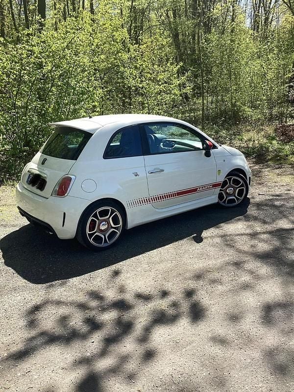 Second-hand Abarth 500 Esseesse 160 CP (117 kW) 2011 Alb Berlinǎ