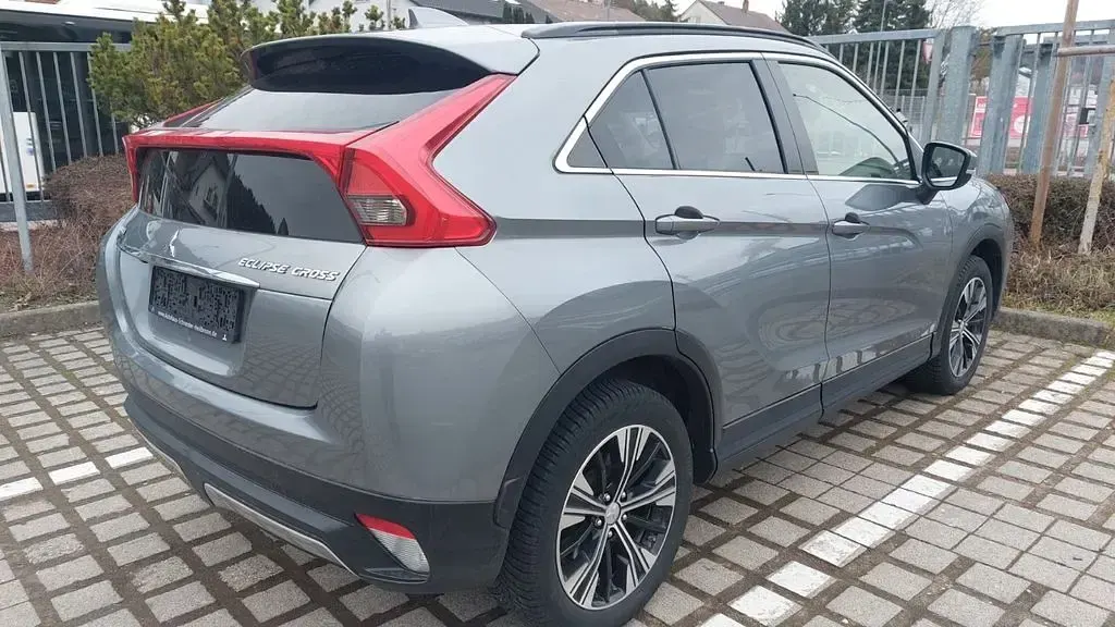 Gebraucht Mitsubishi Eclipse Cross 163 PS (119 kW) 2019 Grau SUV