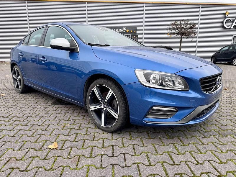 Gebraucht Volvo S60 R-Design 120 PS (88 kW) 2017 Blau Limousine