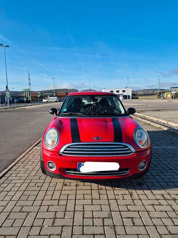 Rot Gebraucht 2010 Mini ONE Kleinwagen | 3.500 € (Guter Preis) - Bild 1/4