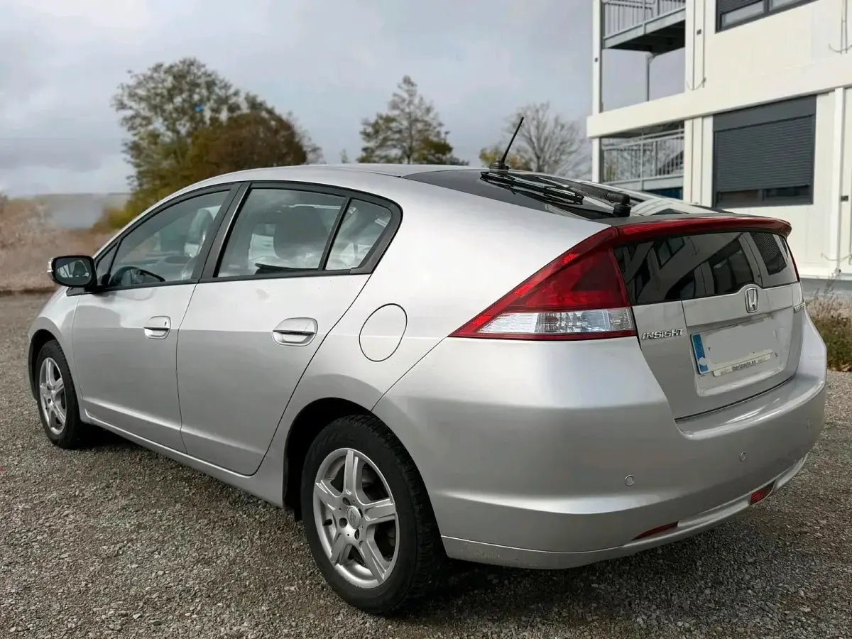 Gebraucht Honda Insight Hybrid 85 PS (62 kW) 2009 Silber Kleinwagen