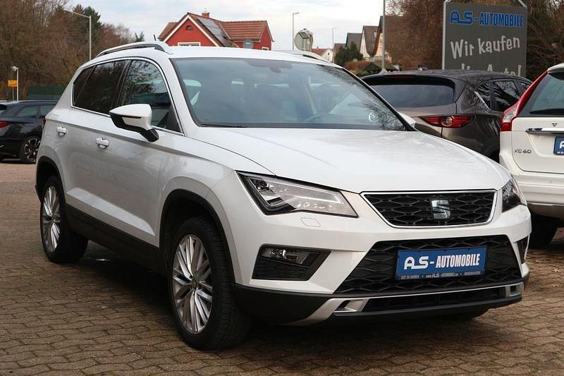 Weiß Gebraucht 2017 Seat Ateca XCELLENCE SUV | 18.490 € (Etwas zu teuer) - Bild 1/4