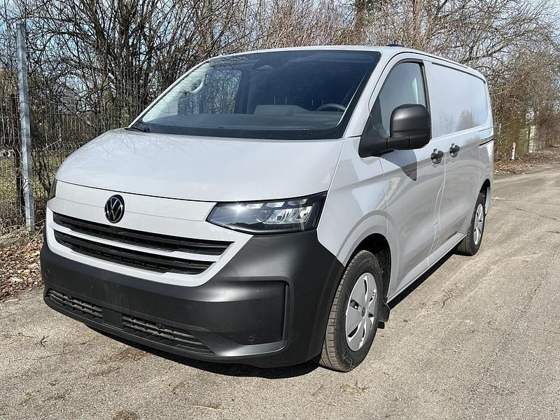 Neu VW T7 100 kW (136 PS) 2026 Stonegrey Van