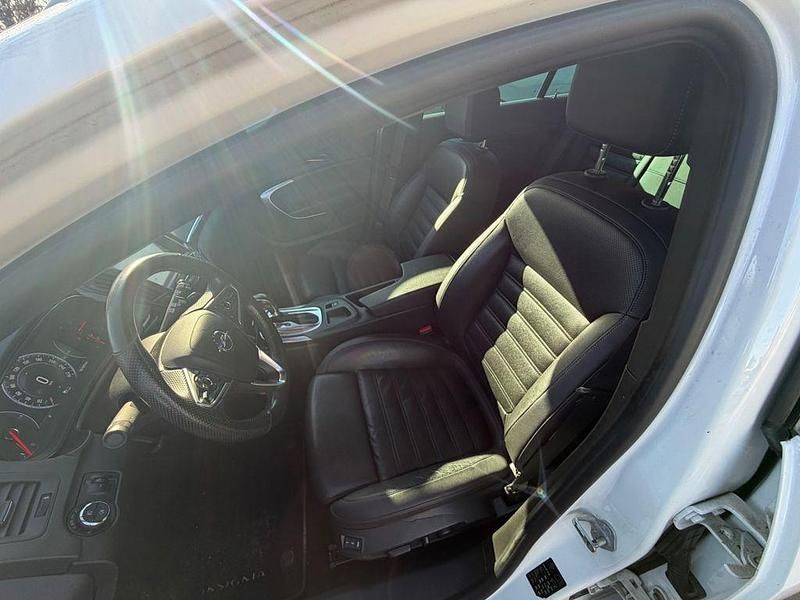 Gebraucht Opel Insignia OPC 170 PS (125 kW) 2016 Weiß Kombi