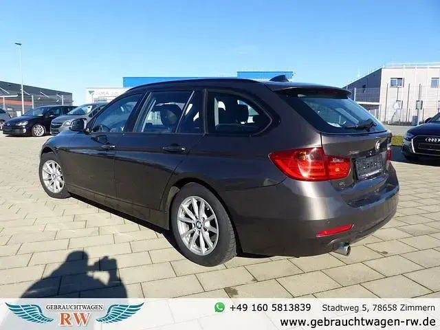 Gebraucht BMW 320 Comfort Edition 184 PS (135 kW) 2015 Braun Kombi