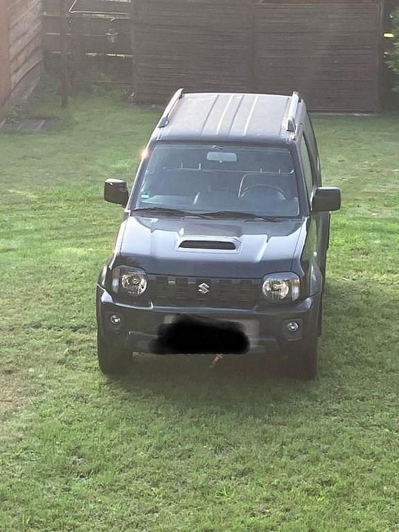 Schwarz Gebraucht 2015 Suzuki Jimny Comfort SUV | 11.900 € (Fairer Preis) - Bild 1/4