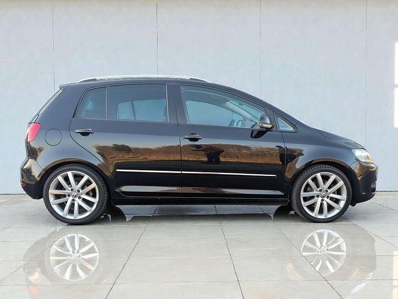 Gebraucht VW Golf VI Highline 160 PS (117 kW) 2010 Deep black perleffekt Kleinwagen