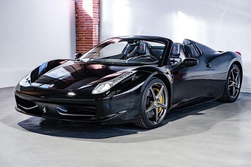 Gebraucht Ferrari 458 570 PS (419 kW) 2012 Schwarz Cabrio