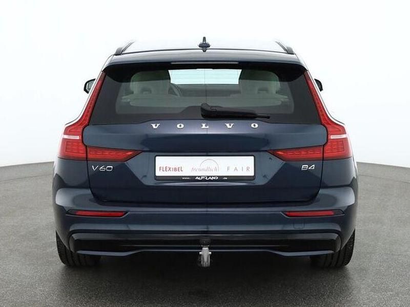 Neu Volvo V60 Plus 197 PS (144 kW) 2026 Blau Kombi