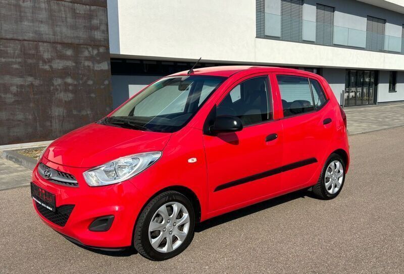 Rot Gebraucht 2013 Hyundai i10 Edition Kleinwagen | 3.790 € (Fairer Preis) - Bild 1/4