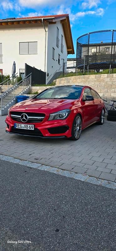 Gebraucht Mercedes CLA45 AMG AMG 384 PS (282 kW) 2015 Schwarz Kombi