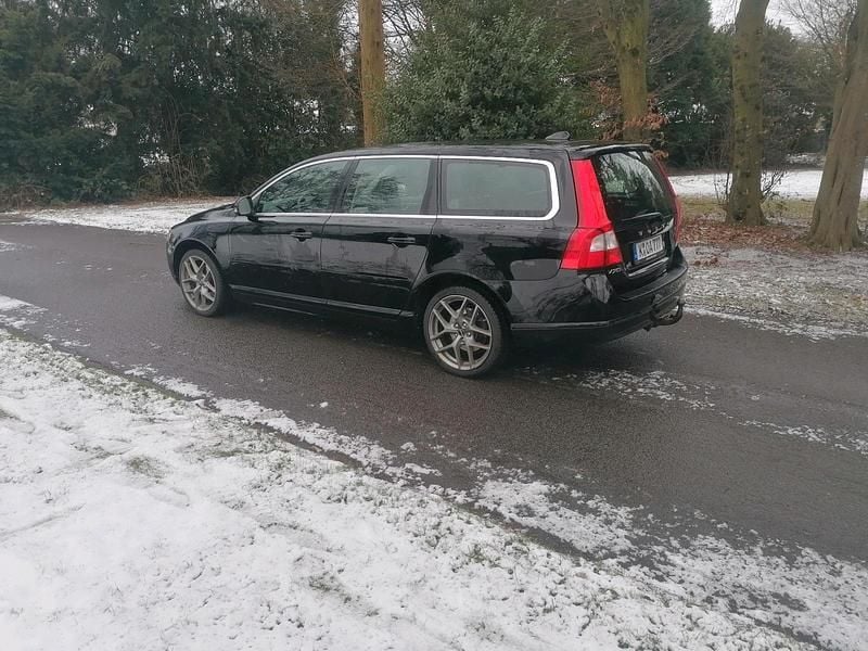 Gebraucht Volvo V70 164 PS (120 kW) 2012 Schwarz Kombi