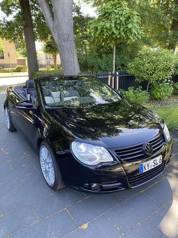 Gebraucht 2010 VW Eos Individual Cabrio | 10.990 € (Teuer) - Bild 1/4