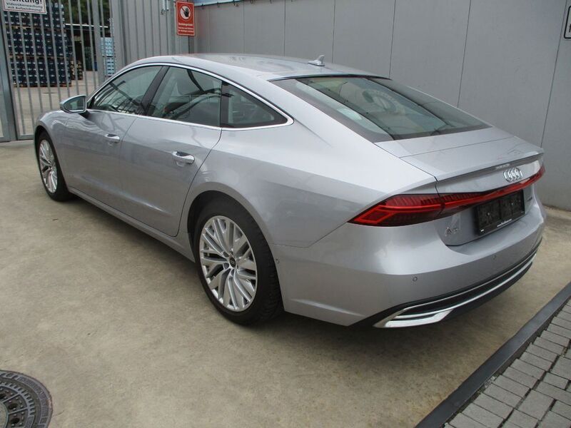 Gebraucht Audi A7 Sportback Basis 265 PS (194 kW) 2023 Silber Kleinwagen