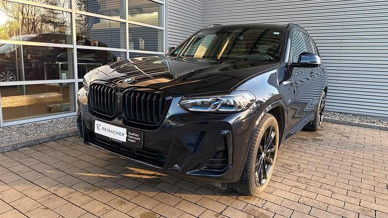 Carbonschwarz metallic Gebraucht 2024 BMW X3 Efficient Dynamics SUV | 55.990 € (Fairer Preis) - Bild 1/4