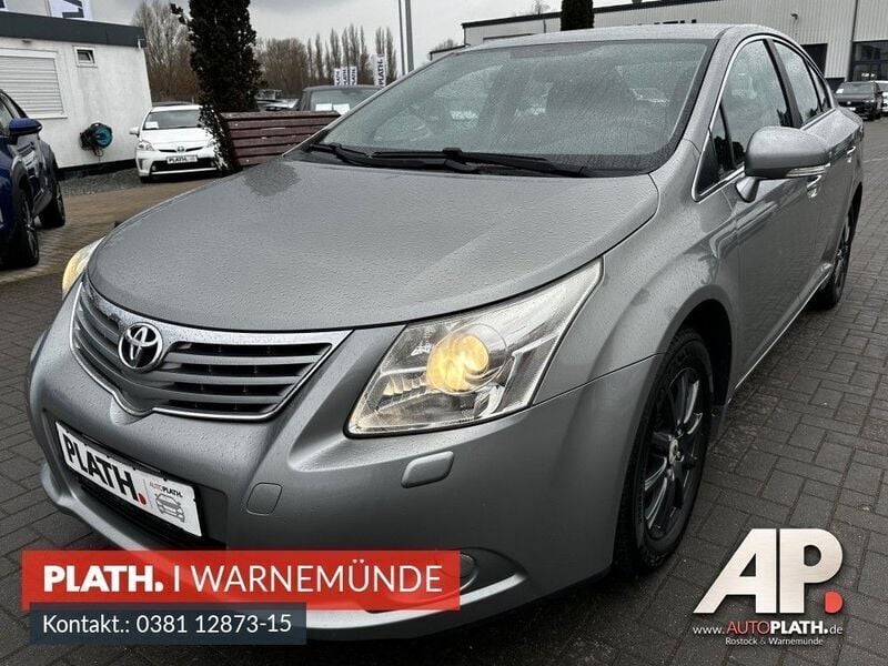 Gebraucht Toyota Avensis Executive 152 PS (111 kW) 2010 Silber Limousine