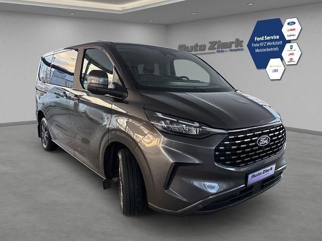 Gebraucht Ford Tourneo Titanium 136 PS (100 kW) 2025 Metallic) (grau Van / Kleinbus