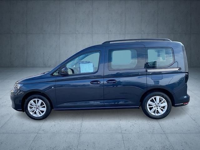 Gebraucht VW Caddy Basis 114 PS (83 kW) 2022 Reflexsilber Van / Kleinbus