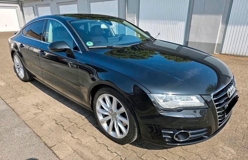 Schwarz Gebraucht 2010 Audi A7 Sport Kleinwagen | 10.000 € (Fairer Preis) - Bild 1/4
