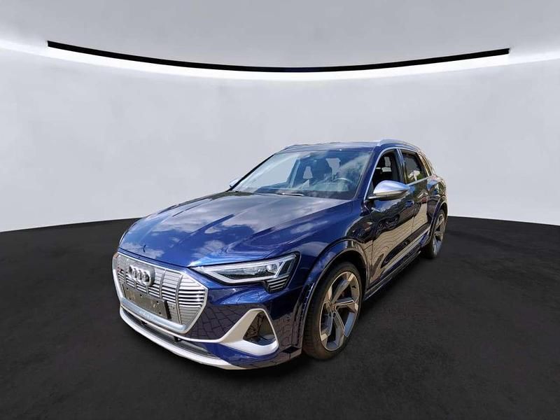 Navarrablau metallic Gebraucht 2022 Audi e-tron Ambiente SUV | 41.800 € (Superpreis) - Bild 1/2