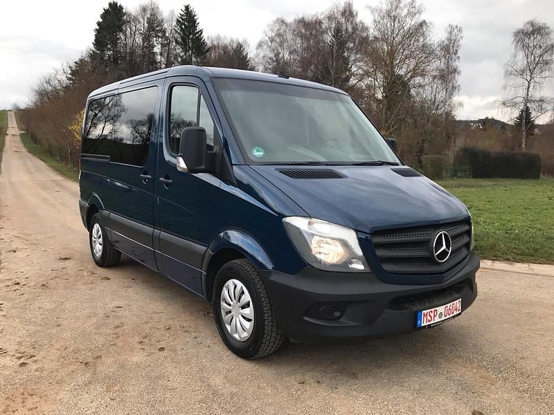 Gebraucht Mercedes Sprinter 160 PS (117 kW) 2018 Blau Van