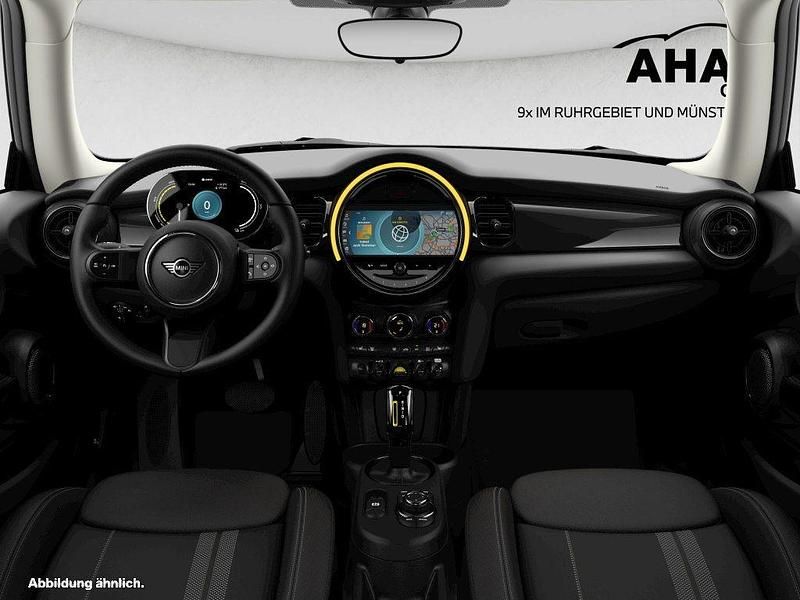 Second-hand Mini Cooper SE Essential 135 kW (184 CP) 2021 Negru Hatchback