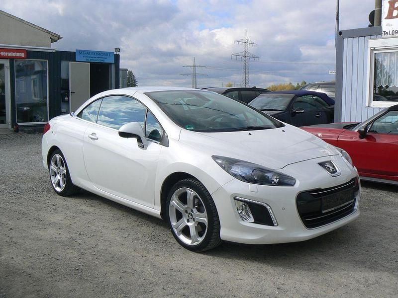 Weiß Gebraucht 2014 Peugeot 308 CC Allure Cabrio | 5.990 € (Fairer Preis) - Bild 1/4