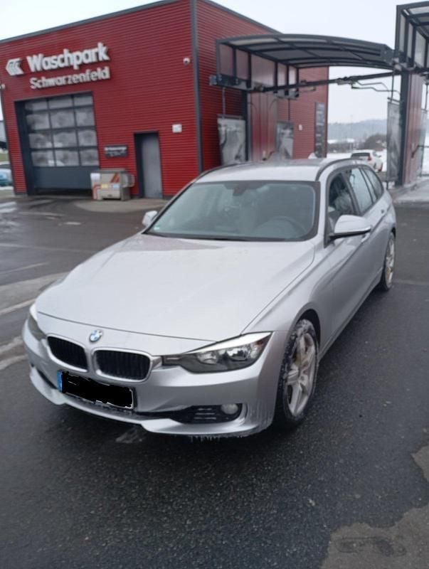 Gebraucht BMW 328 245 PS (180 kW) 2012 Silber Kombi