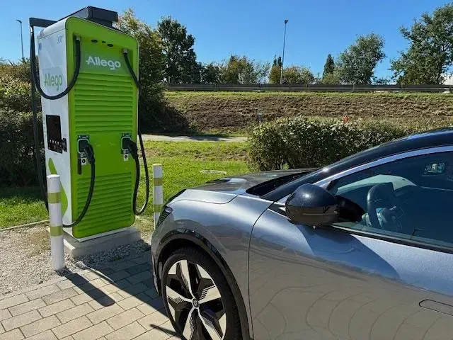 Gebraucht Renault Megane E-Tech Komfort 160 kW (218 PS) 2023 Grau Limousine