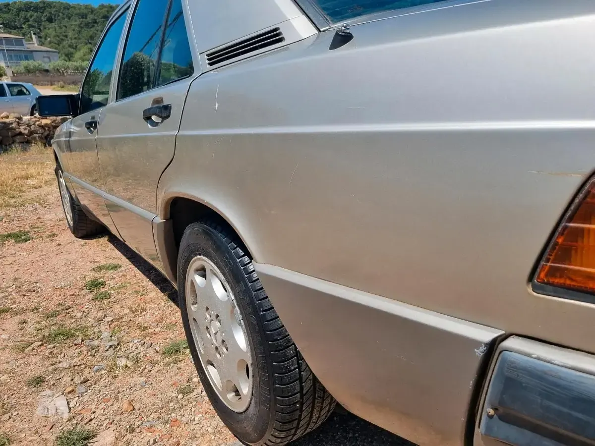 Gebraucht Mercedes 190 1990 Silber Limousine