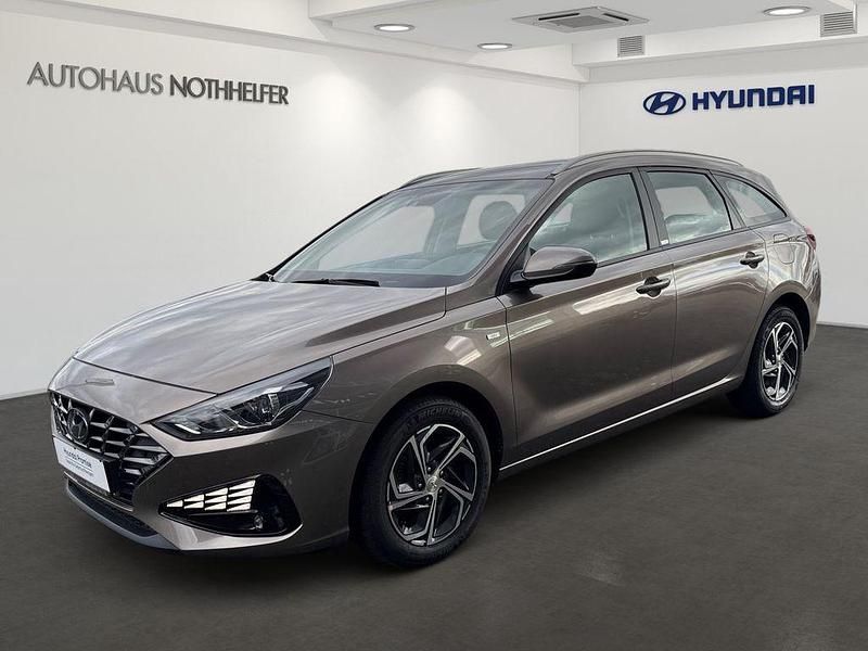 Silky bronze Gebraucht 2021 Hyundai i30 Trend Kombi | 16.900 € (Guter Preis) - Bild 1/4