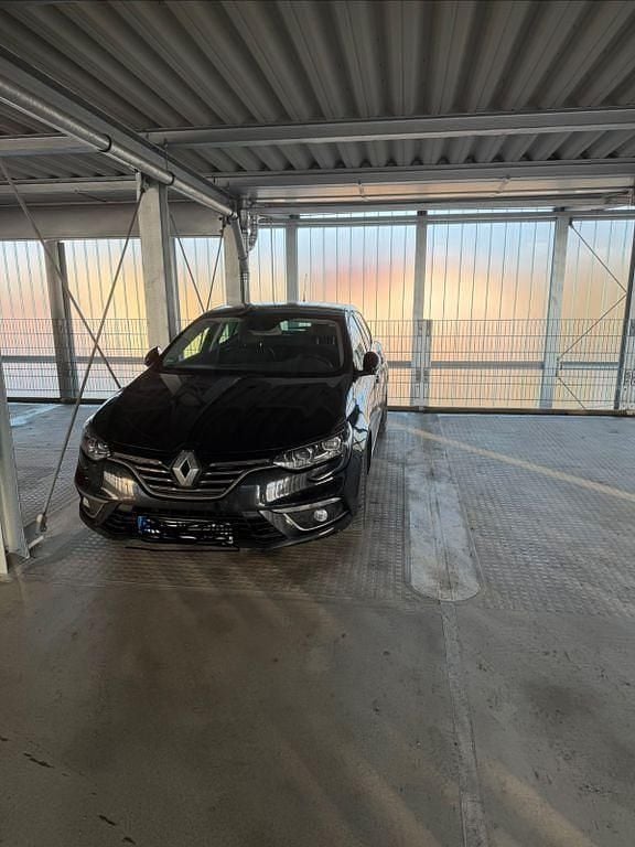Schwarz Gebraucht 2019 Renault Mégane IV Bose Edition Limousine | 14.500 € (Teuer) - Bild 1/4
