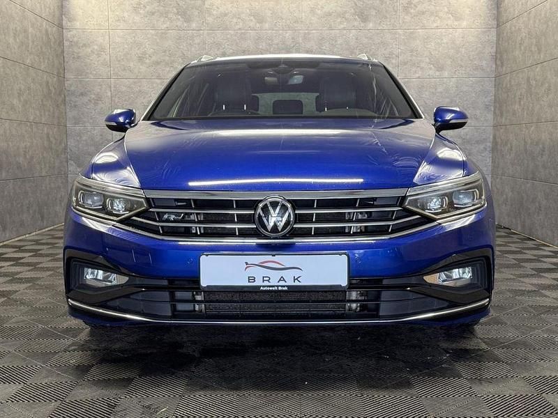 Gebraucht VW Passat Elegance 200 PS (147 kW) 2021 Blau Kombi