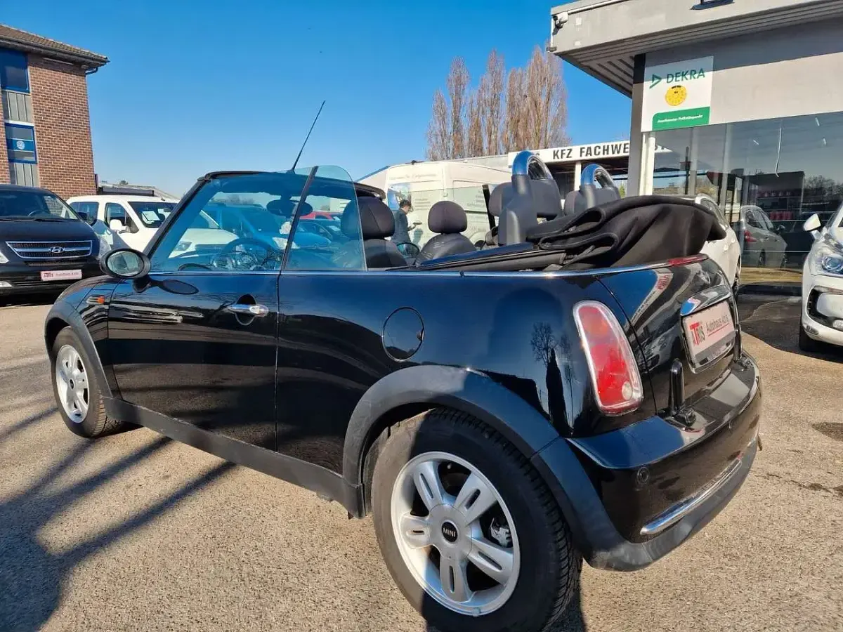 Brugt Mini One Cabriolet 90 HK (66 kW) 2004 Sort Cabriolet