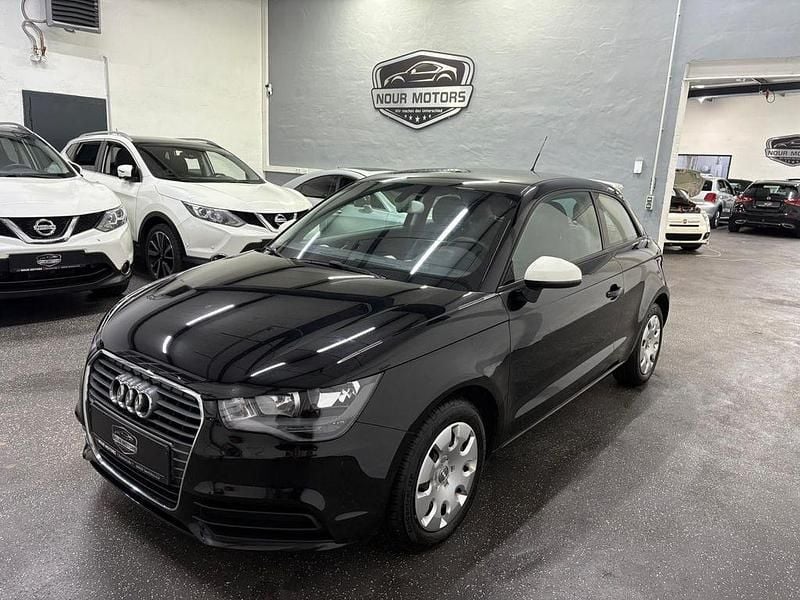 Schwarz Gebraucht 2012 Audi A1 Competition Limousine | 6.900 € (Fairer Preis) - Bild 1/4
