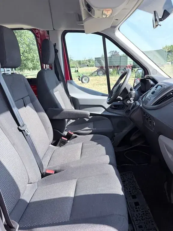 Gebraucht Ford Transit 101 PS (74 kW) 2016 Rot Kombi