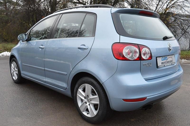 Gebraucht VW Golf VI Comfortline 122 PS (89 kW) 2010 Blau Kleinwagen