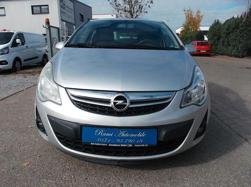 Silber Gebraucht 2011 Opel Corsa Satellite Kleinwagen | 2.490 € (Guter Preis) - Bild 1/4