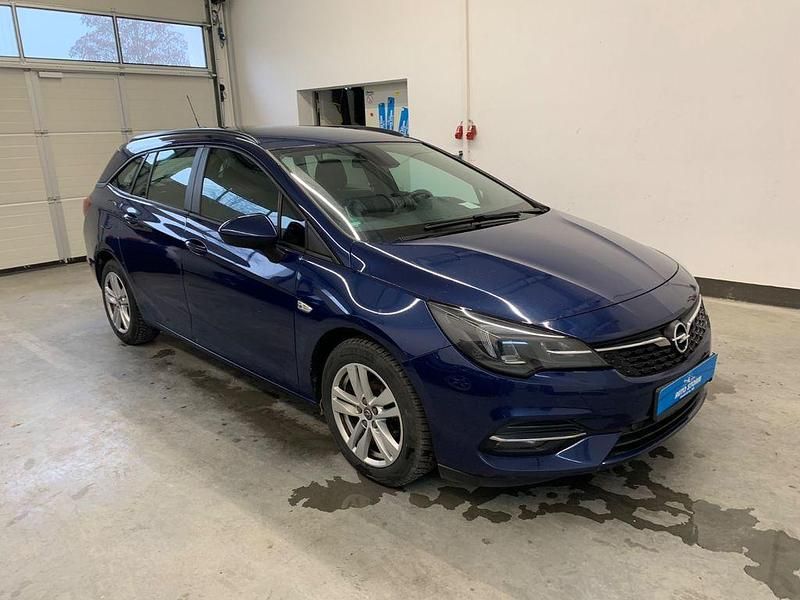 Gebraucht Opel Astra Edition 122 PS (89 kW) 2021 Nautic blau Kombi