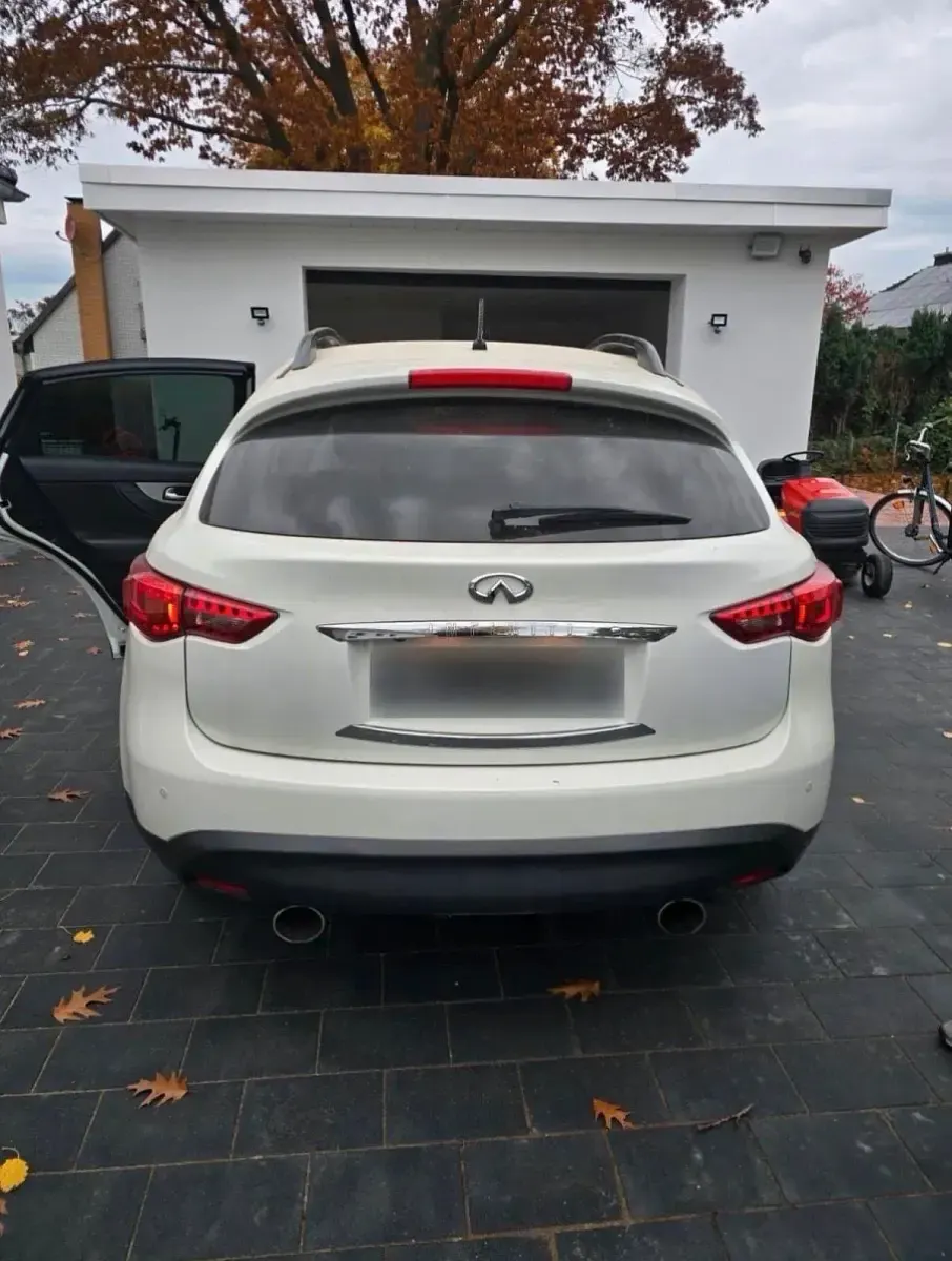 Gebraucht Infiniti Fx30 238 PS (175 kW) 2013 Weiß SUV