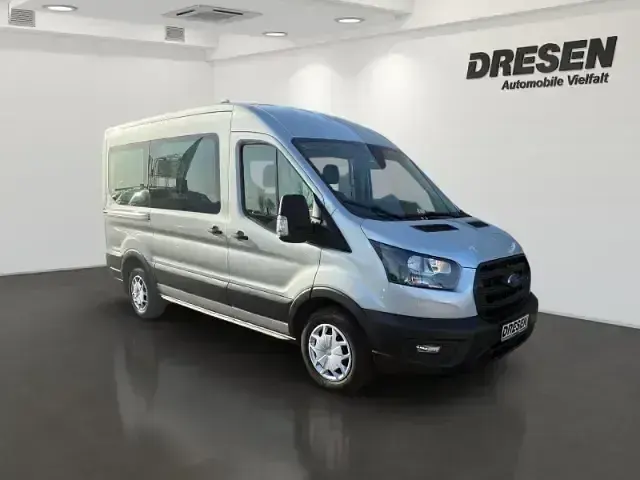 Gebraucht Ford Transit 131 PS (96 kW) 2023 Silber Kombi